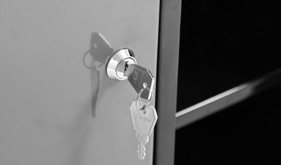 Шкаф настенный для мастерской VOREL 58440 58440 фото